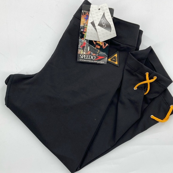 Speedo Women's Black Cropped Leggings Contrast Lattice Detail Size Large New - Picture 1 of 6